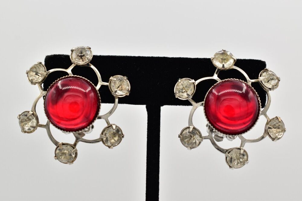 Vintage Cabochon Clip On Earrings Bright Red Starburst Chunky NOS 80s 1980s A23